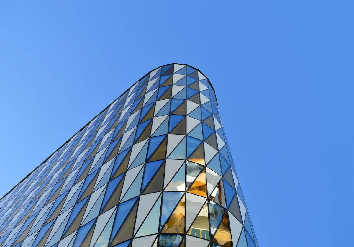 香蕉漫画三问三改:先看情绪有没有替代证据,再先把时间写成起止(三问三改)